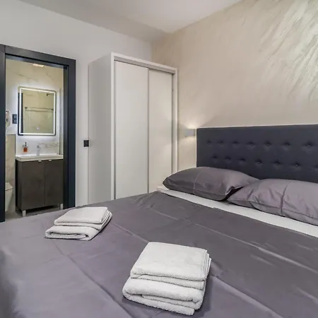 Hébergement de vacances 3 Bedroom Cozy In Dramalj