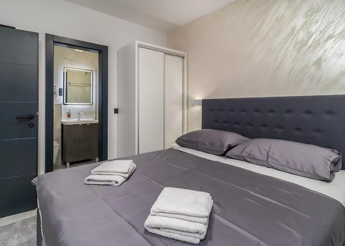 Hébergement de vacances 3 Bedroom Cozy In Dramalj