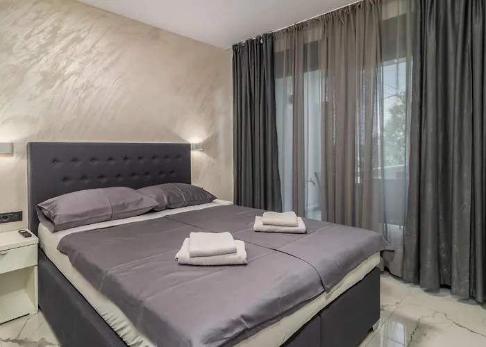 3 Bedroom Cozy In * Dramalj